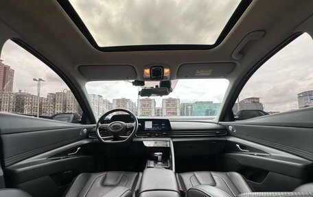 Hyundai Elantra, 2022 год, 1 670 000 рублей, 13 фотография
