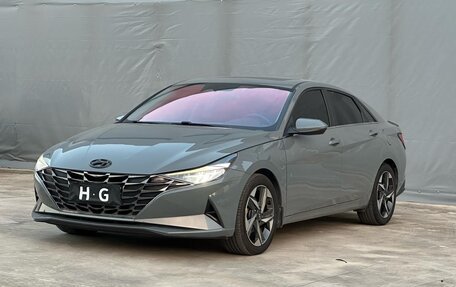 Hyundai Elantra, 2022 год, 1 670 000 рублей, 4 фотография