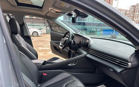 Hyundai Elantra, 2022 год, 1 670 000 рублей, 22 фотография