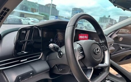Hyundai Elantra, 2022 год, 1 670 000 рублей, 23 фотография
