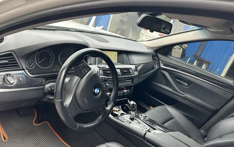 BMW 5 серия, 2015 год, 1 950 000 рублей, 7 фотография