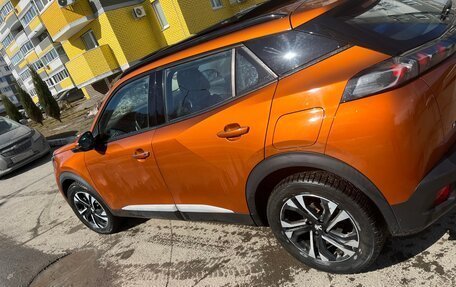 Peugeot 2008 II, 2021 год, 1 750 000 рублей, 9 фотография