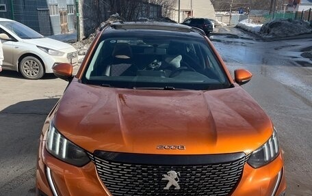 Peugeot 2008 II, 2021 год, 1 750 000 рублей, 4 фотография