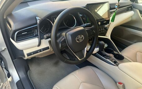 Toyota Camry, 2022 год, 3 450 000 рублей, 9 фотография