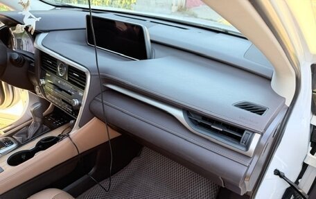 Lexus RX IV рестайлинг, 2018 год, 6 050 000 рублей, 18 фотография