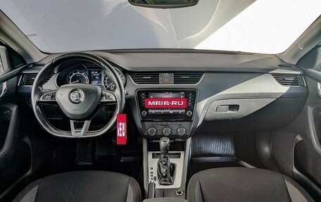 Skoda Octavia, 2019 год, 1 690 000 рублей, 14 фотография