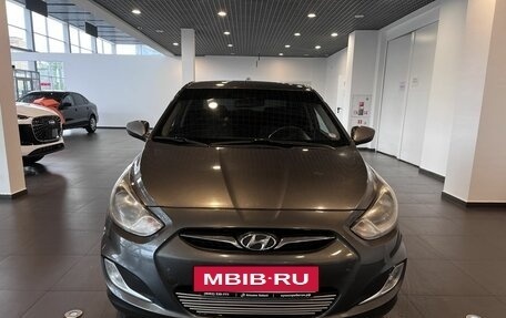 Hyundai Solaris II рестайлинг, 2012 год, 435 000 рублей, 8 фотография