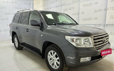 Toyota Land Cruiser 200, 2011 год, 2 499 000 рублей, 3 фотография