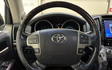 Toyota Land Cruiser 200, 2011 год, 2 499 000 рублей, 18 фотография