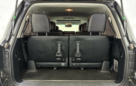 Toyota Land Cruiser 200, 2011 год, 2 499 000 рублей, 25 фотография