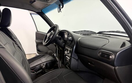 Chevrolet Niva I рестайлинг, 2018 год, 810 000 рублей, 10 фотография
