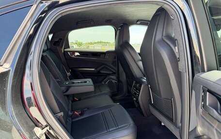 Porsche Cayenne III, 2026 год, 33 000 012 рублей, 19 фотография