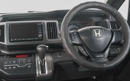 Honda Stepwgn IV, 2011 год, 1 309 000 рублей, 15 фотография