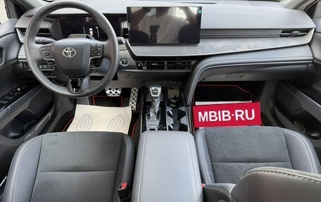 Toyota Camry, 2026 год, 4 100 000 рублей, 10 фотография