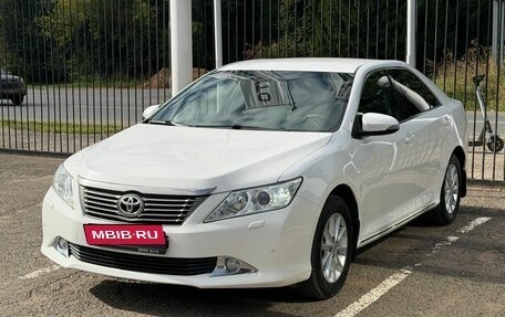 Toyota Camry, 2014 год, 1 649 000 рублей, 3 фотография