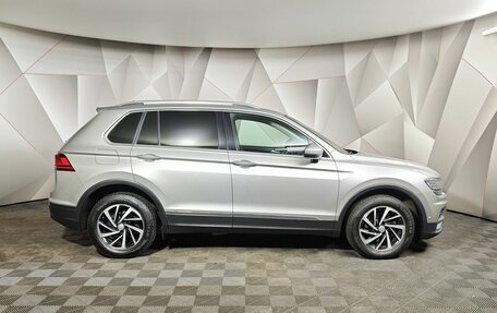 Volkswagen Tiguan II, 2018 год, 1 549 000 рублей, 6 фотография