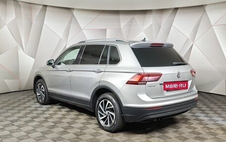 Volkswagen Tiguan II, 2018 год, 1 549 000 рублей, 4 фотография