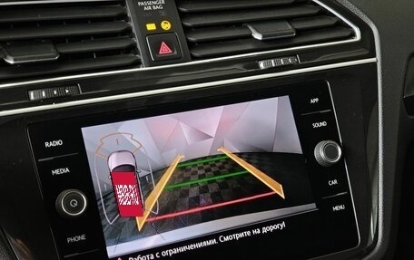 Volkswagen Tiguan II, 2018 год, 1 549 000 рублей, 21 фотография