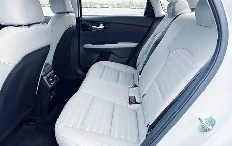 KIA K3, 2023 год, 1 240 013 рублей, 11 фотография