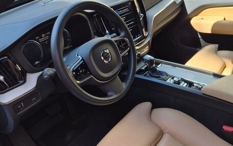 Volvo XC60 II, 2019 год, 4 370 000 рублей, 6 фотография