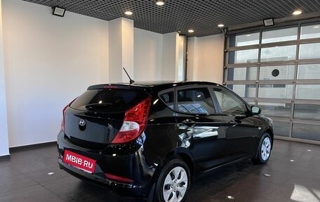 Hyundai Solaris II рестайлинг, 2016 год, 900 000 рублей, 3 фотография