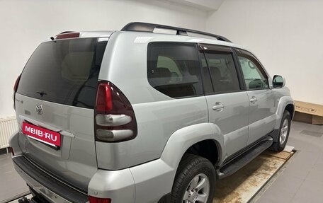 Toyota Land Cruiser Prado 120 рестайлинг, 2006 год, 1 499 000 рублей, 2 фотография