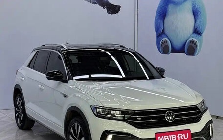 Volkswagen T-Roc I, 2022 год, 1 550 013 рублей, 1 фотография