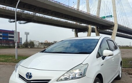 Toyota Prius Alpha I (ZVW40/41), 2012 год, 1 100 000 рублей, 5 фотография