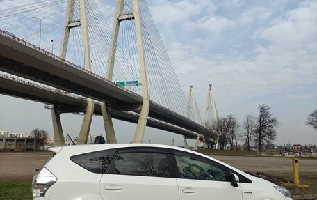 Toyota Prius Alpha I (ZVW40/41), 2012 год, 1 100 000 рублей, 12 фотография