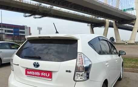 Toyota Prius Alpha I (ZVW40/41), 2012 год, 1 100 000 рублей, 17 фотография