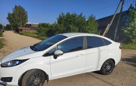 Ford Fiesta, 2016 год, 850 000 рублей, 2 фотография