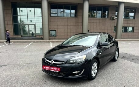 Opel Astra J, 2013 год, 720 000 рублей, 3 фотография