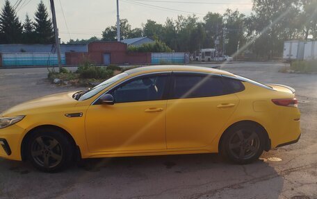 KIA Optima IV, 2018 год, 850 000 рублей, 3 фотография