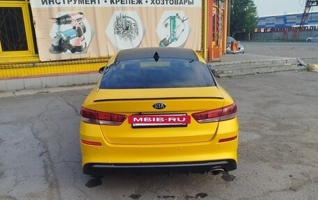 KIA Optima IV, 2018 год, 850 000 рублей, 4 фотография