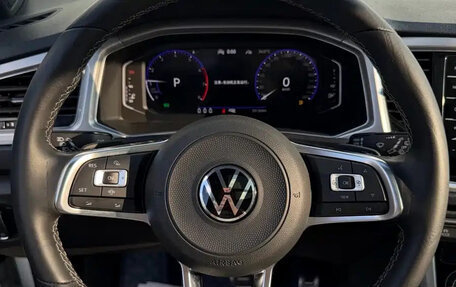 Volkswagen T-Roc I, 2022 год, 1 550 013 рублей, 12 фотография
