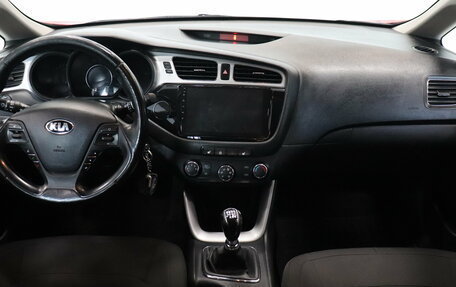 KIA cee'd III, 2015 год, 952 000 рублей, 11 фотография