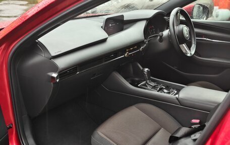 Mazda 3, 2019 год, 1 700 000 рублей, 10 фотография