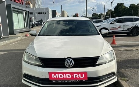Volkswagen Jetta VI, 2015 год, 929 000 рублей, 2 фотография