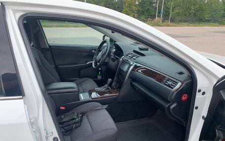 Toyota Camry, 2016 год, 1 700 000 рублей, 7 фотография