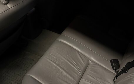 Toyota Avensis III рестайлинг, 1998 год, 390 000 рублей, 14 фотография