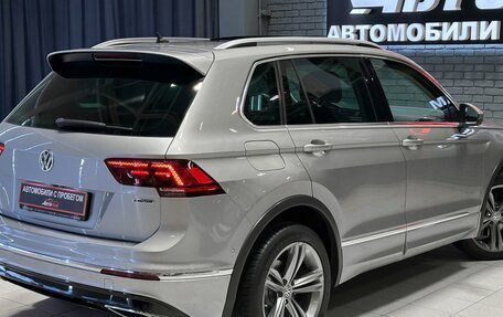 Volkswagen Tiguan II, 2018 год, 3 197 000 рублей, 6 фотография