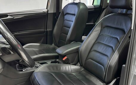 Volkswagen Tiguan II, 2018 год, 3 197 000 рублей, 11 фотография