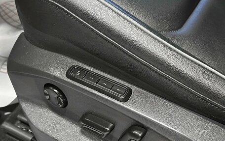Volkswagen Tiguan II, 2018 год, 3 197 000 рублей, 19 фотография