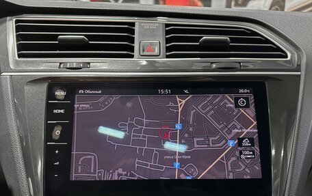 Volkswagen Tiguan II, 2018 год, 3 197 000 рублей, 23 фотография