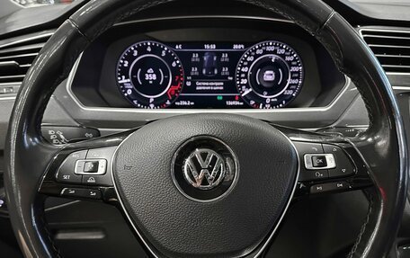 Volkswagen Tiguan II, 2018 год, 3 197 000 рублей, 29 фотография