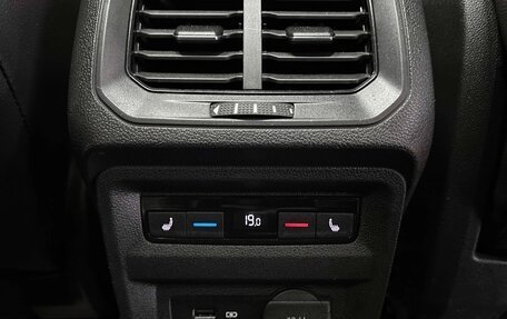 Volkswagen Tiguan II, 2018 год, 3 197 000 рублей, 28 фотография