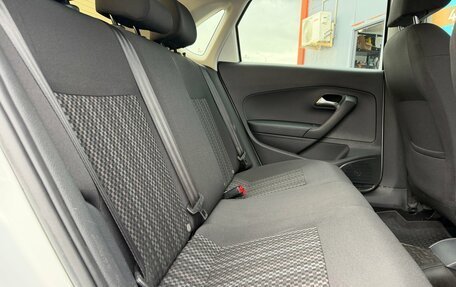 Volkswagen Polo VI (EU Market), 2016 год, 680 000 рублей, 19 фотография