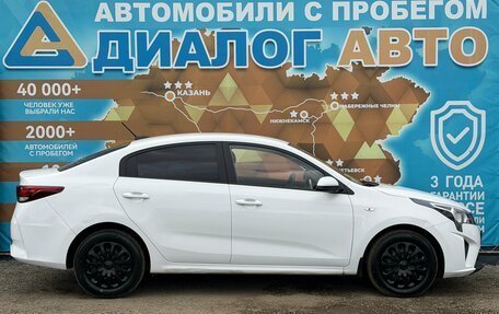 KIA Rio IV, 2022 год, 1 360 000 рублей, 5 фотография