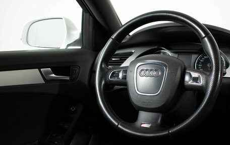 Audi A4, 2011 год, 1 227 000 рублей, 14 фотография