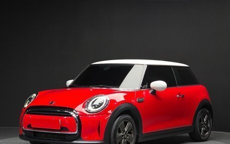 MINI Hatch, 2022 год, 1 860 000 рублей, 1 фотография